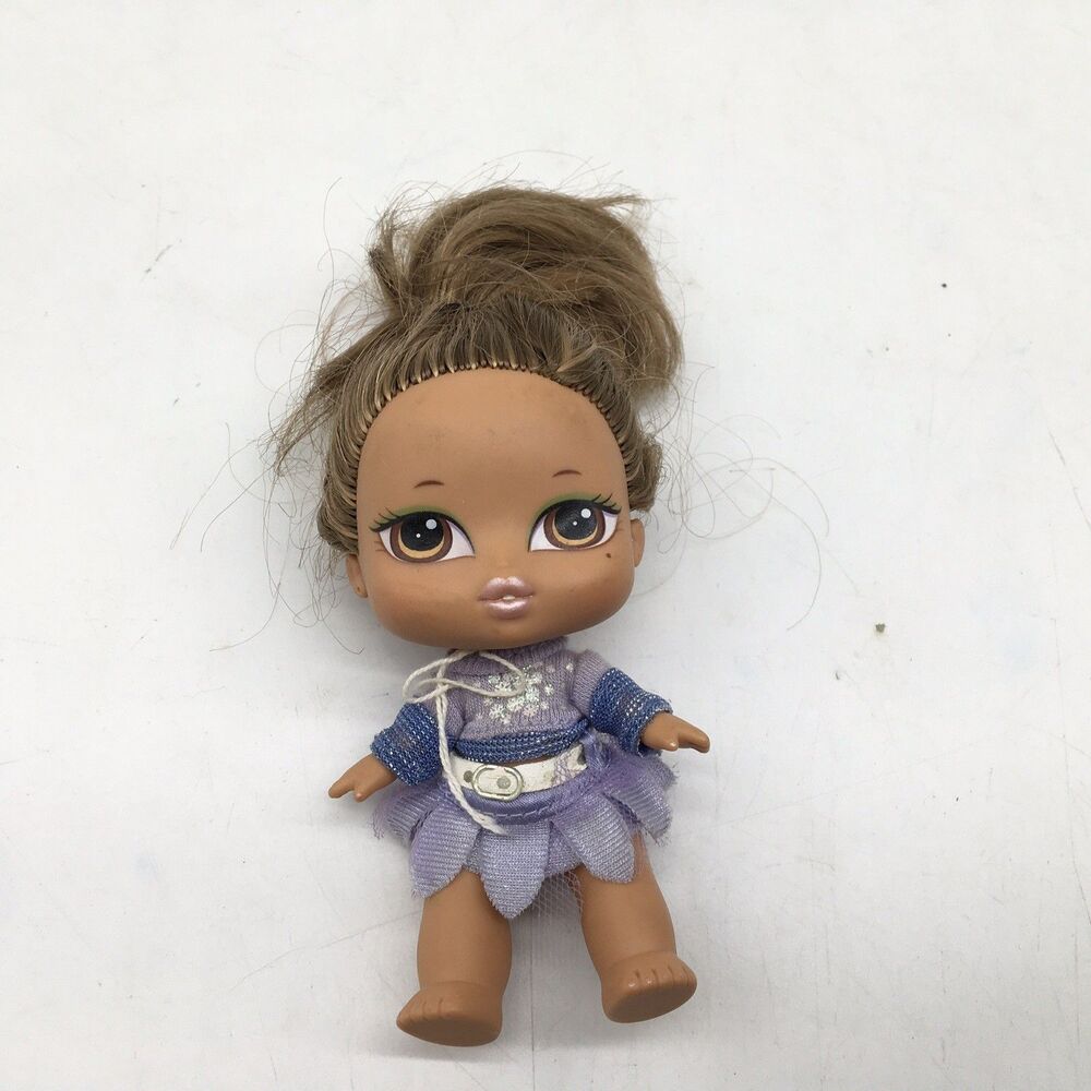 2006 Bratz Babyz Ice Champion Yasmin Toys R Us Exclusive With Clothes